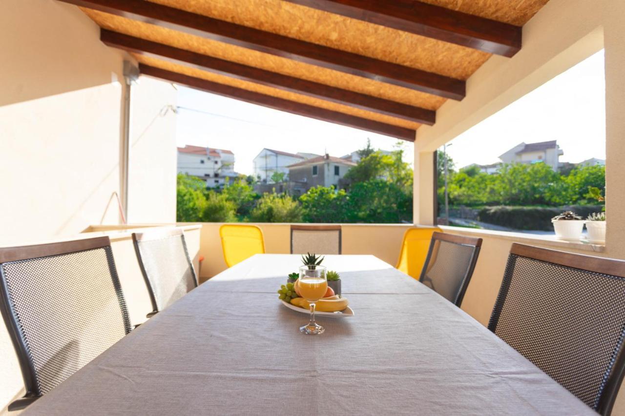 Apartman Marel Žrnovnica Zewnętrze zdjęcie